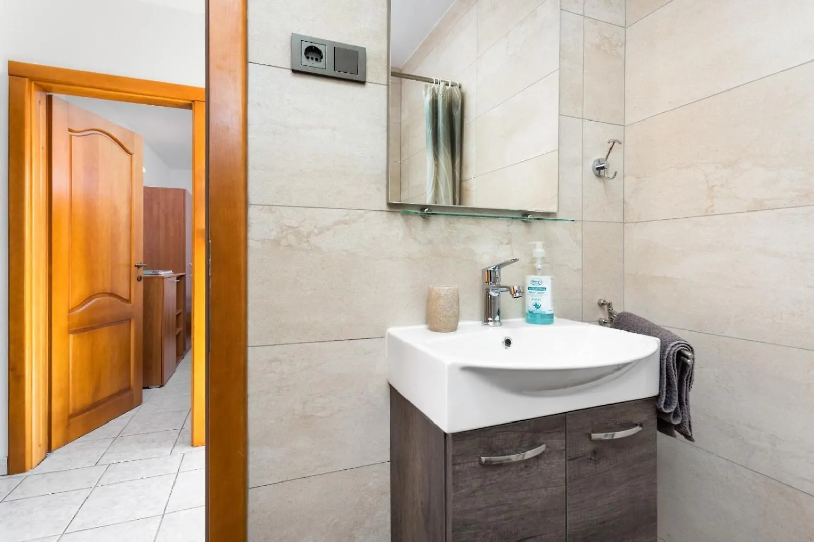 Regina 2 Apartment Banjole 0*,  Croatia